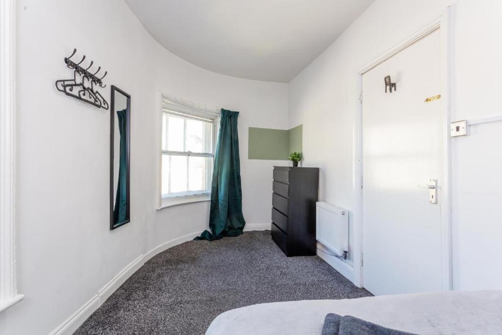 Newcastle'S Most Central Apartment - Sleeps 10 외부 사진
